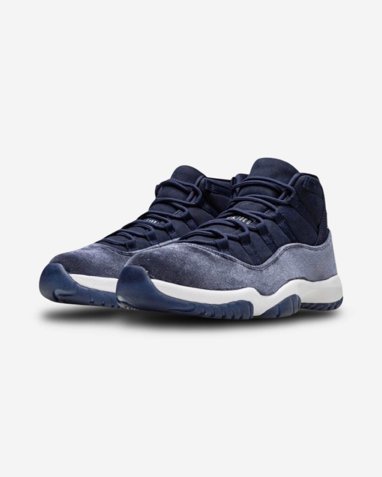 Air Jordan 11 Retro Wmns 'Midnight Navy Velvet'