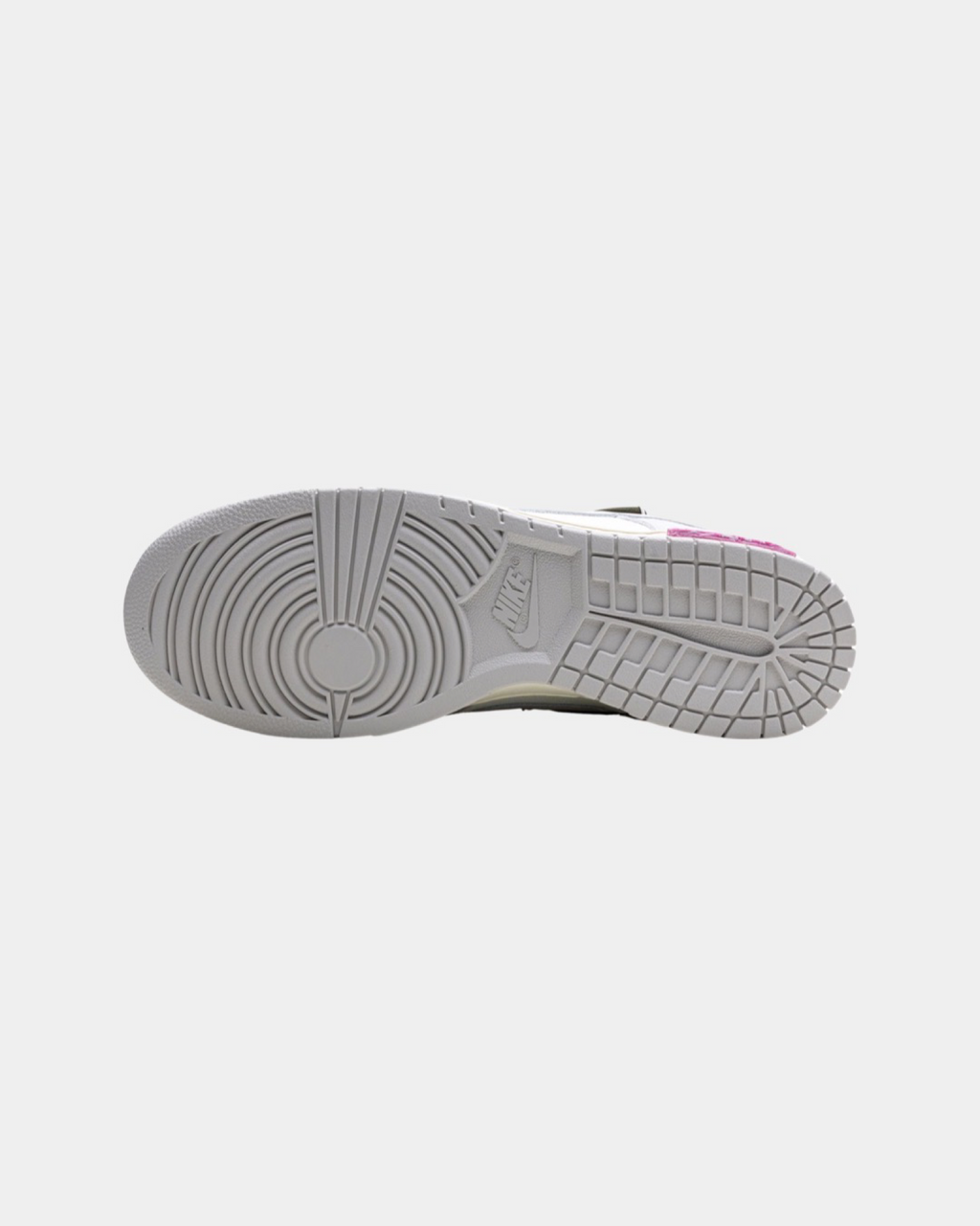 Off-White x Nike Dunk Low 'Lot 22 of 50' - Creps City
